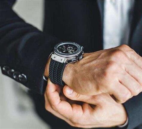 戴手錶的人注意了 手錶不能戴左手上